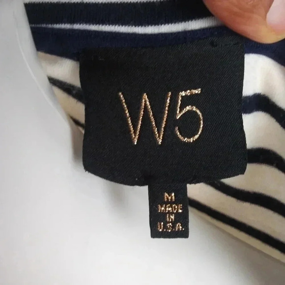 W5 Striped Black/White Flutter Sleeve Top(M) - Picture 5 of 6